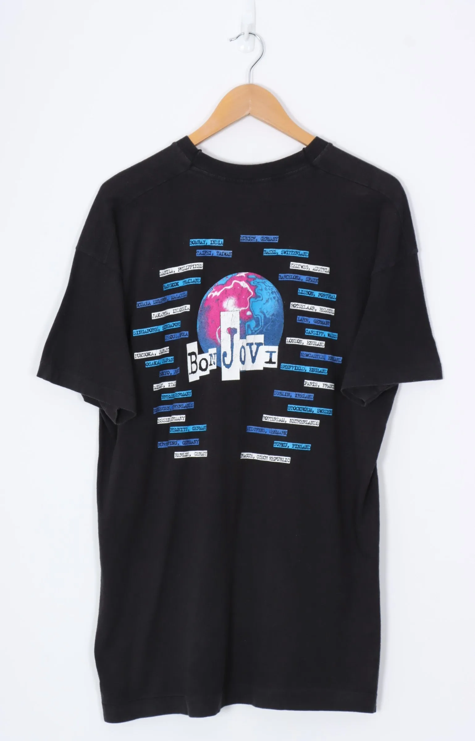 1995 Vintage BON JOVI Purple & Teal World Band Tee (L)