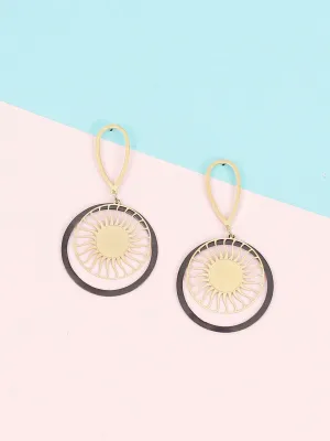 Black Tate Dangler Earrings