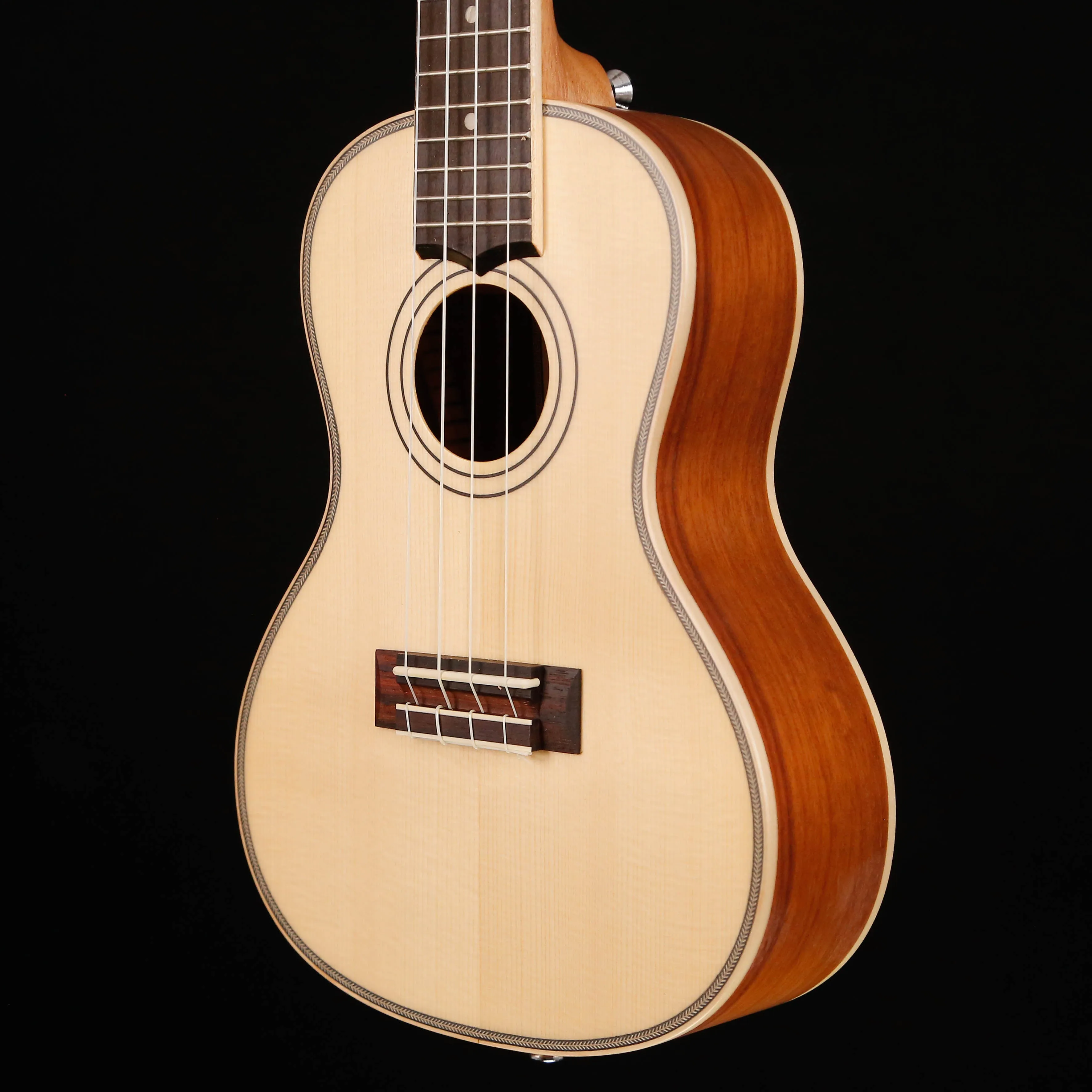 Lanikai Solid Spruce Top Concert Ukulele SPST-C