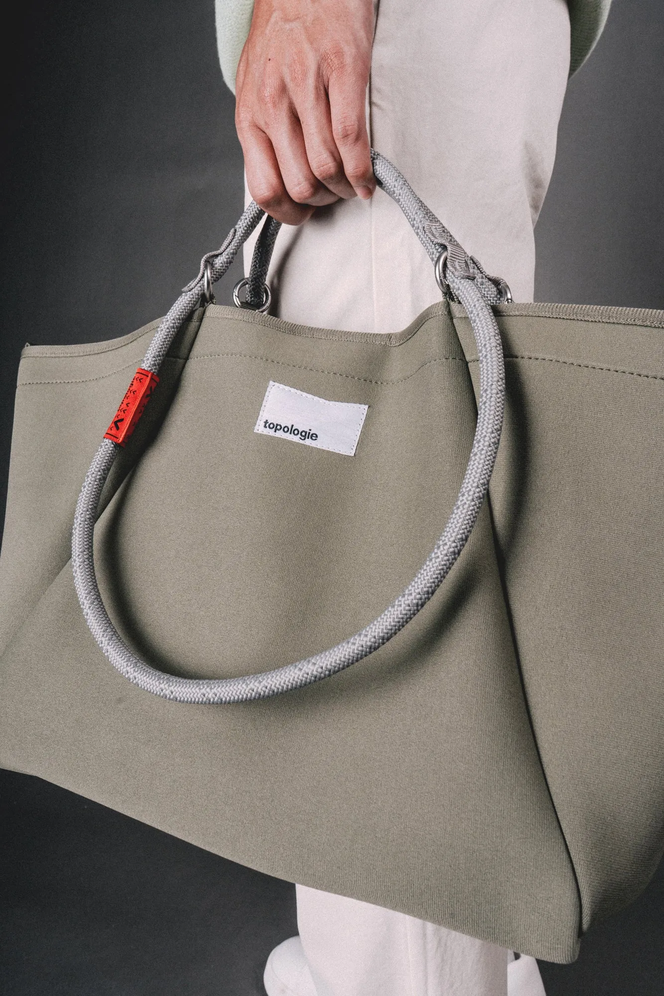 Loop Shopper / Future Blue / 10mm Grey Reflective